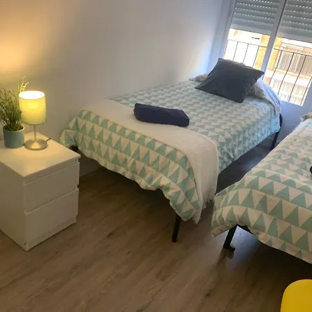 Apartment Centro Grupos Parking Gratis 3 *